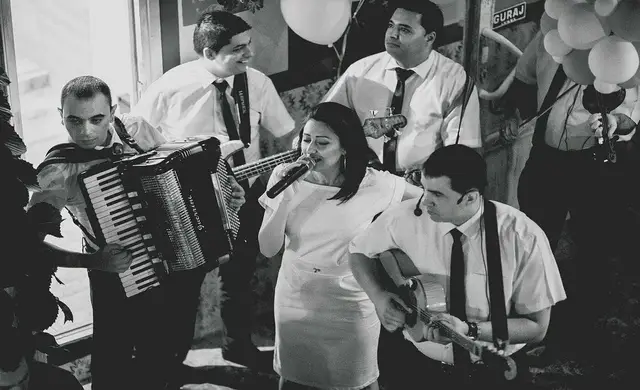 Muzika i proslave – 72